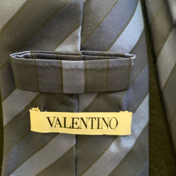 Valentino purple silk tie - Picture 4 of 7